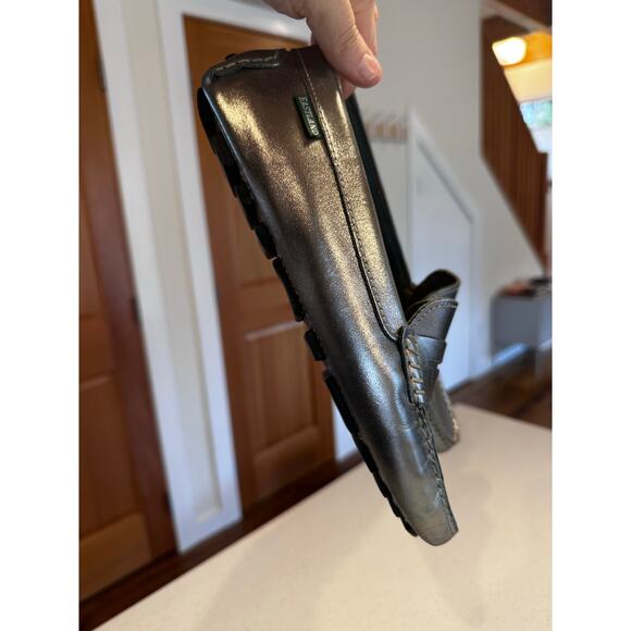Eastland Patricia Silver Leather Driving Shoe Loafer Moccasin Women's Size 9.5 - Picture 6 of 7